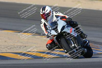 media/Dec-18-2022-SoCal Trackdays (Sun) [[8099a50955]]/Turn 10 (140pm)/